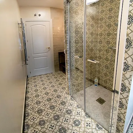 Cervantes5collection Delux Alcazar Daire