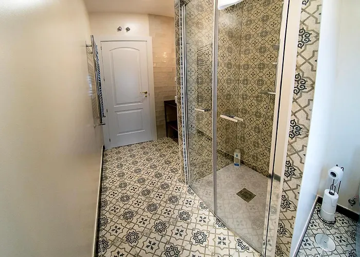 Cervantes5collection Delux Alcazar Apartment